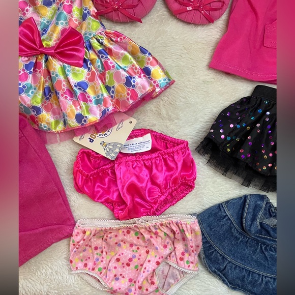 Build A Bear clothes lot - Picture 4 of 16